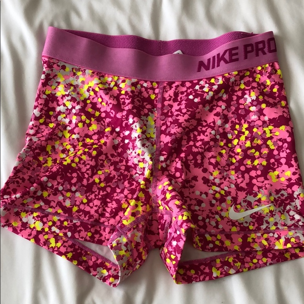 COPY - Nike pros training shorts 3”
